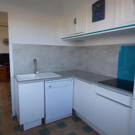 T3, 6 Couchages, Proche Et Commerces Нарбонн-Пляж